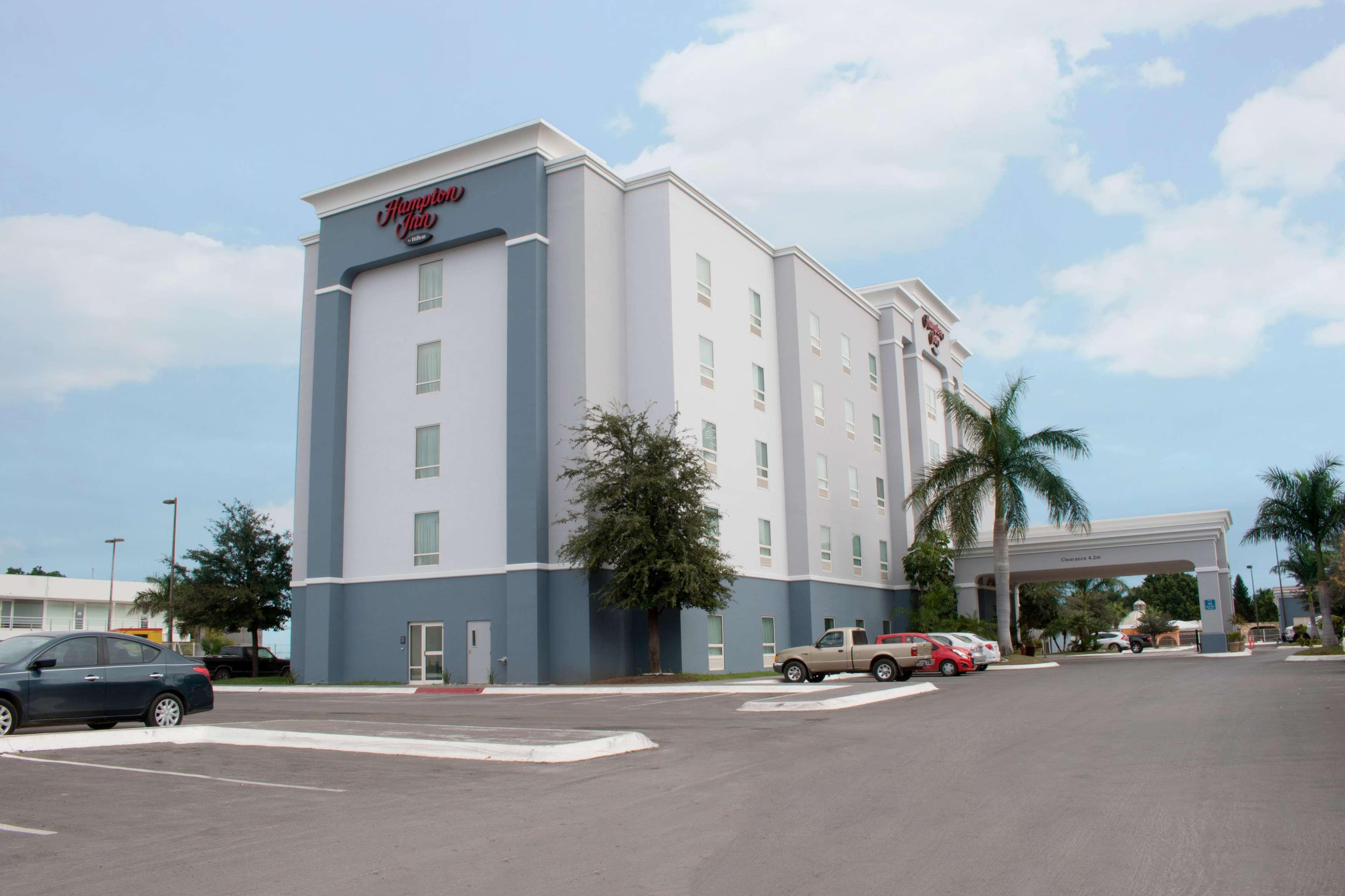 Hampton Inn By Hilton Ciudad Victoria Exterior photo